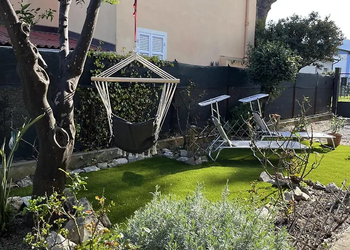 Piccola Oasi - Rifugio E Relax * Diano Marina